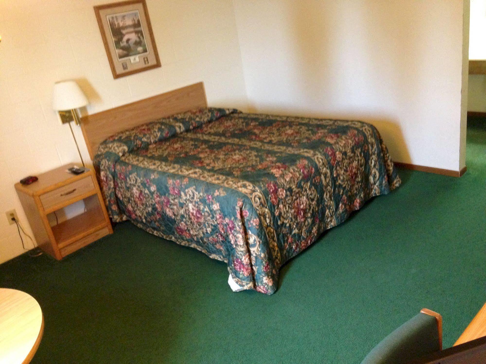 River Bend'S Walleye Inn Baudette 外观 照片
